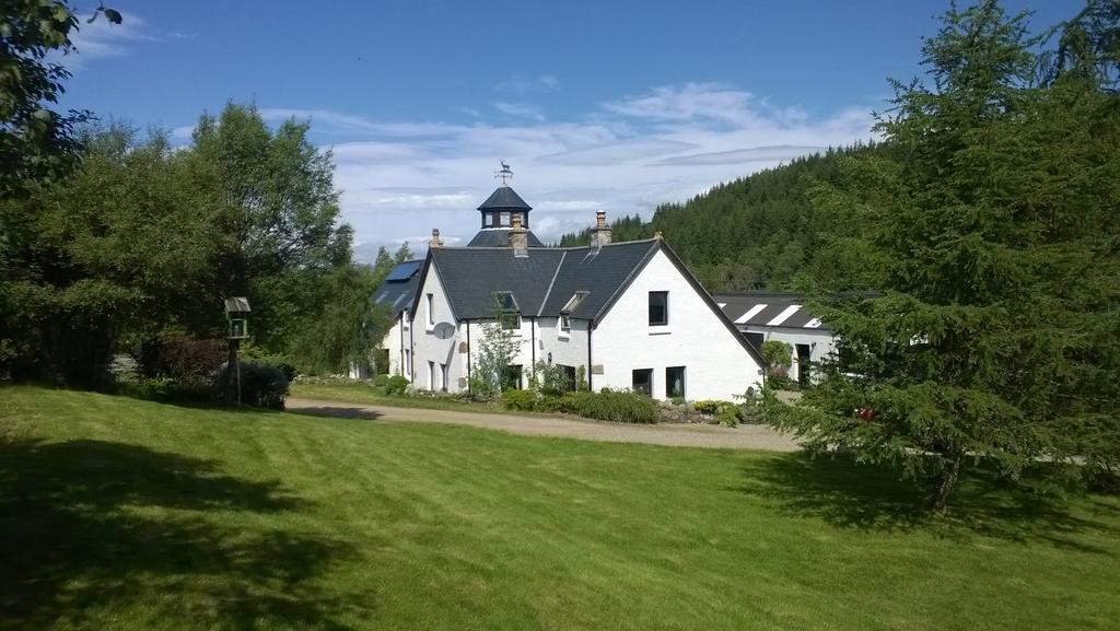 Stronavaich Cairngorm Guest House 托明陶尔 外观 照片